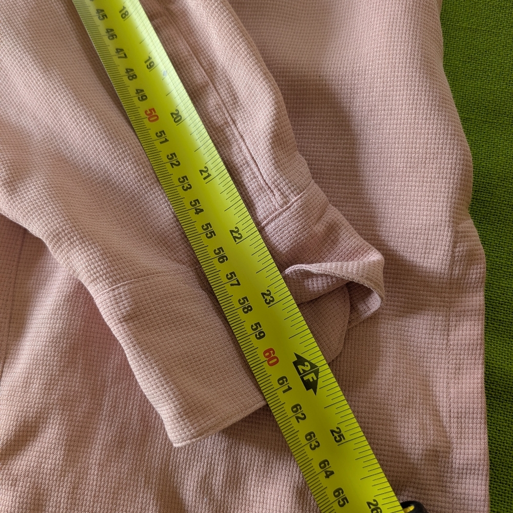 100% Silk Top By Tobias, L. - Picture 8 of 10